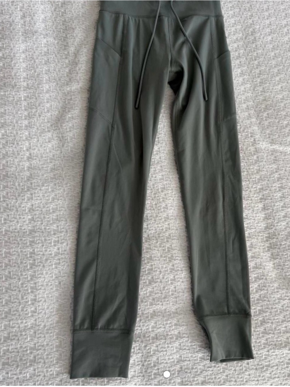Vuori Women's Olive Green Leggings